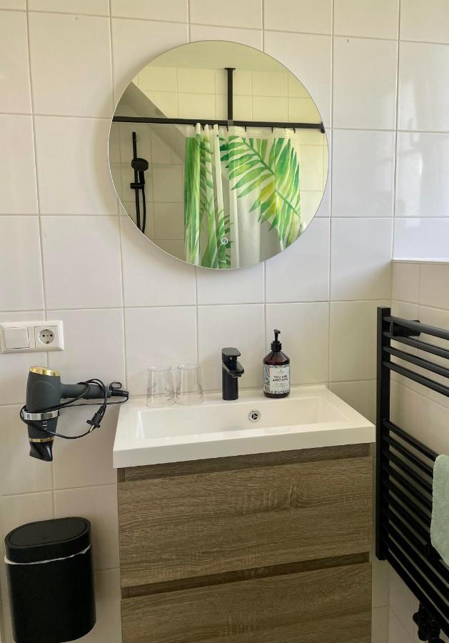 De Witte Reiger Warmenhuizen Apartman Kültér fotó